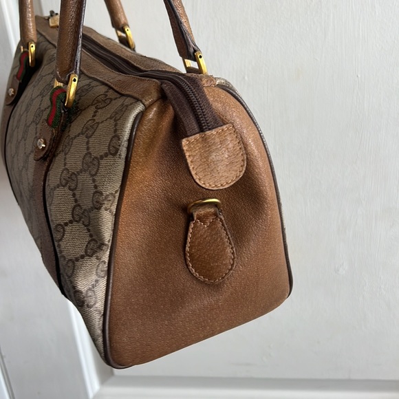 VINTAGE GUCCI BAG - Picture 2 of 10